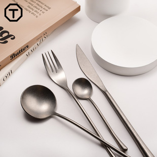 Carefully Selected Ins304 Stainless Steel Retro Old Western Food Knife and Fork Long Handle Ice Fruit Fork Soup Spoon Tableleryset