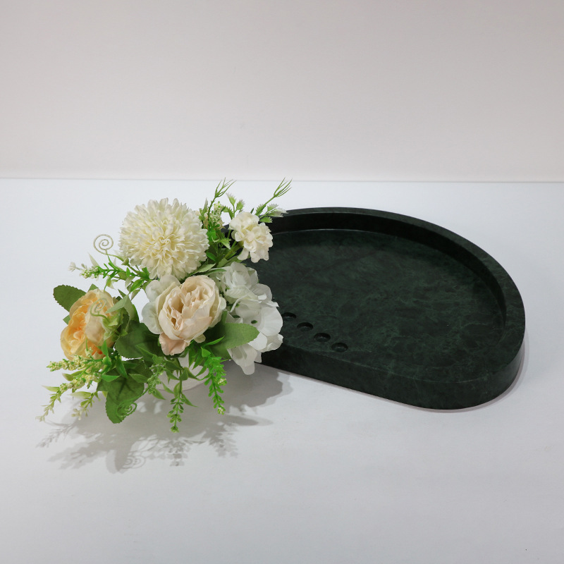 ����ֱ��Բ�δ���ʯ�̻Ҹ���װ�ΰڼ��߼�ʱ�в輸�����̸�