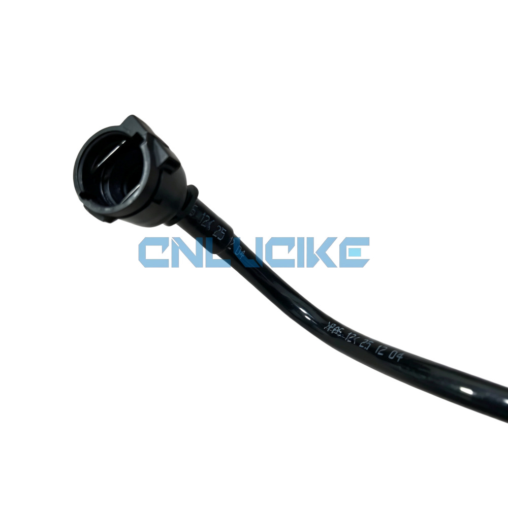 17127578405 Brand new water pipe suitable for BMW F02 F18