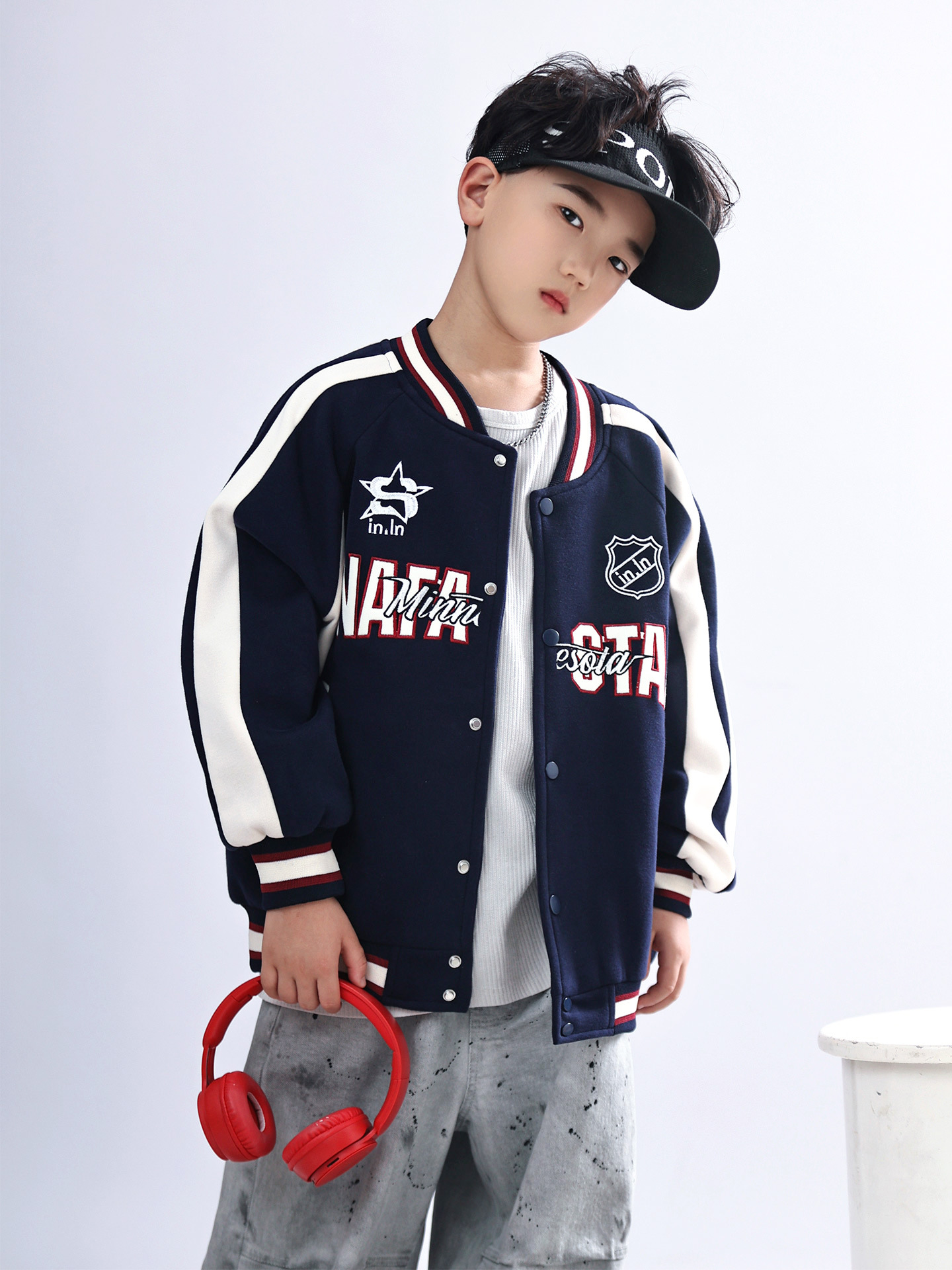 Autumn baseball uniform for boys