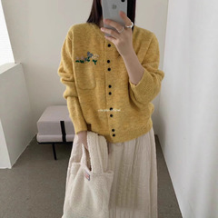 韩系慵懒风刺绣花朵针织开衫女秋季新款高级感宽松软糯毛衣外套