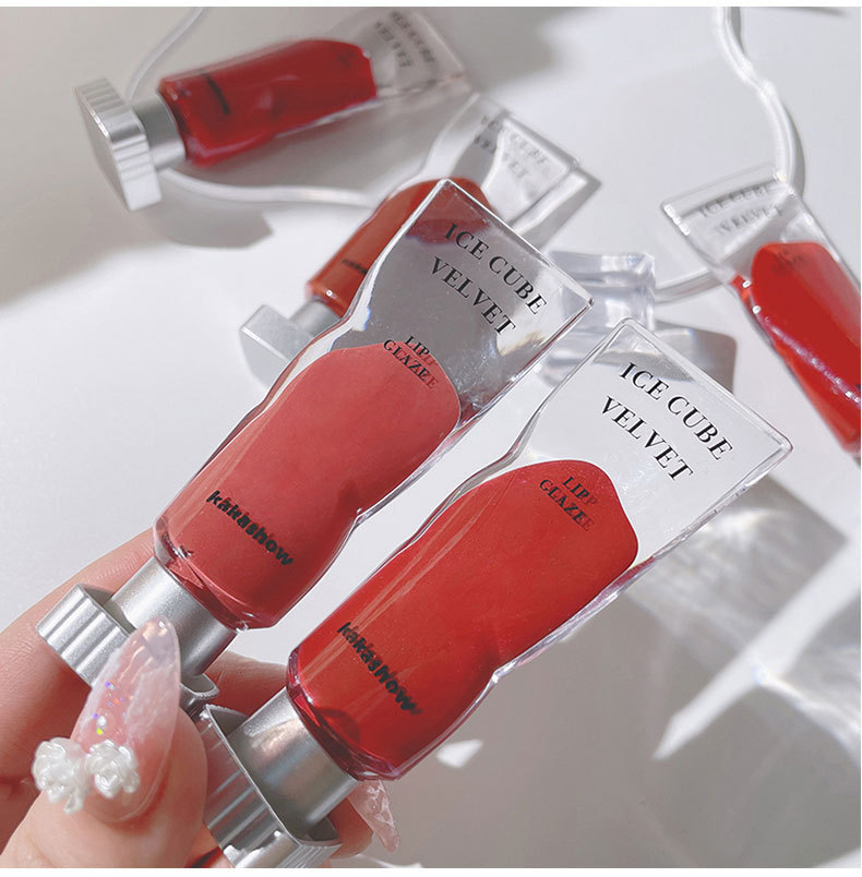 kakashow Transparent Pigment ice Cube Velvet Lip Gloss matte Lipstick Lip gloss is pure, aiming to make the skin look fairer and less likely to stain the rim of the glass undefined