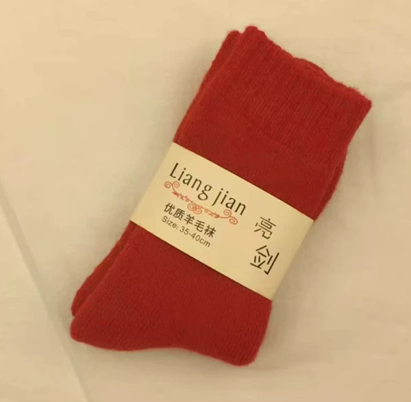 Female red