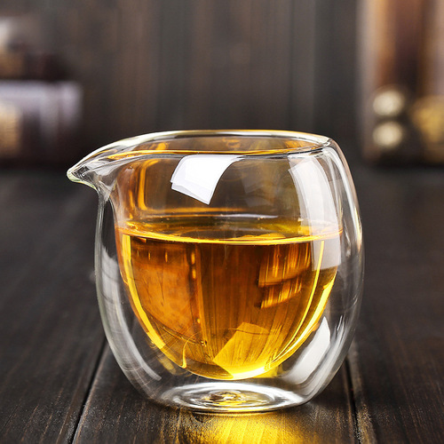 Double-layer glass tea sea glass tea set tea dispenser 200ML glass fair cup tea set accessories