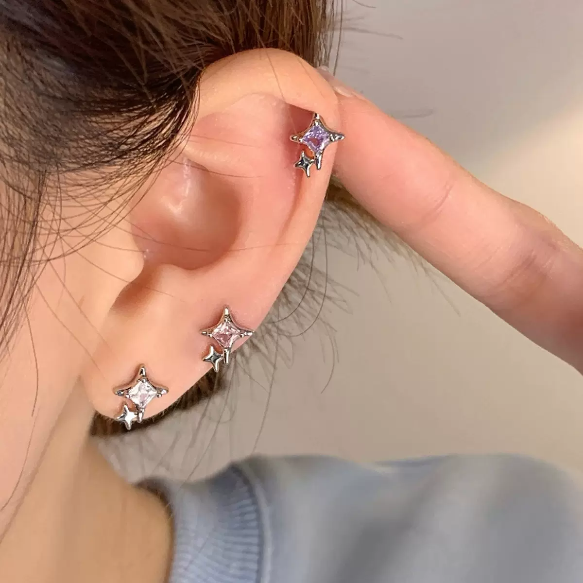 316L医用钛钢彩色双星型耳骨钉精致爆闪锆石耳钉耳蜗钉养耳洞耳饰