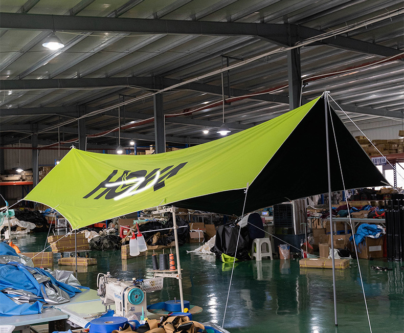 Butterfly-shaped tarpaulin with black coating for sun protection and rain resistance, thickened and tear-resistant, suitable for outdoor camping, can be customized with logo