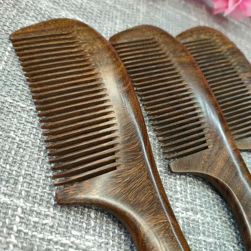 19cm黒金檀整木マッサージストレート櫛メーカー直販は無料で文字とロゴ檀木櫛卸売りができます。|undefined