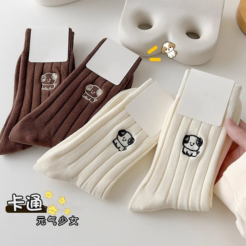 Women's Autumn and Winter Mid-Calf Socks Trendy on Social Media, Popular Sports Socks, Long White Versatile Faux Embroidery Mid-Calf Socks Women's Autumn and Winter Mid-Calf Socks Trendy on Social Media, Popular Sports Socks, Long White Versatile Faux Embroidery Mid-Calf Socks