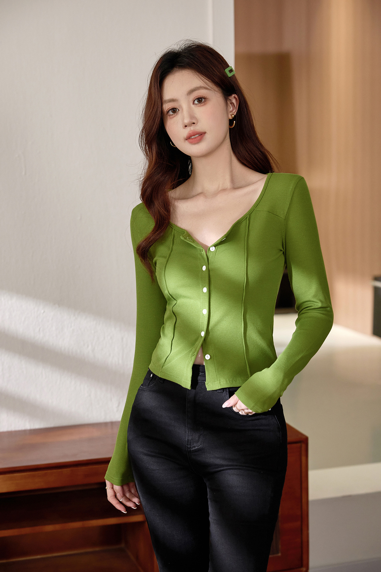 hmqViviiyNSAyin+WuaUt9Ly9Vn2po3es89r