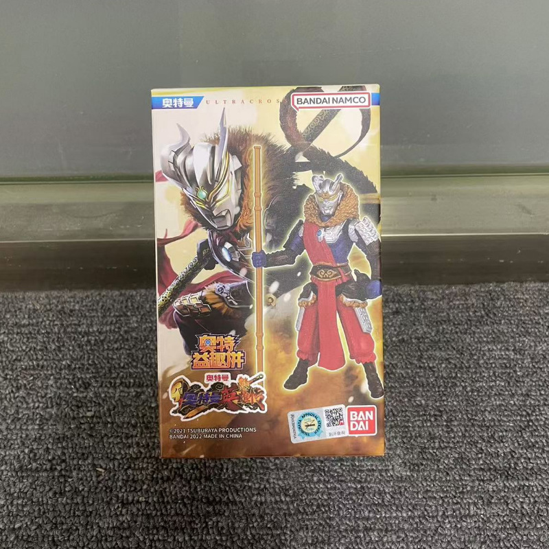 Ultraman Heroes Blind Box Articulated Action Figures Fun Puzzle Set: Zero, Goku, Lu Bu