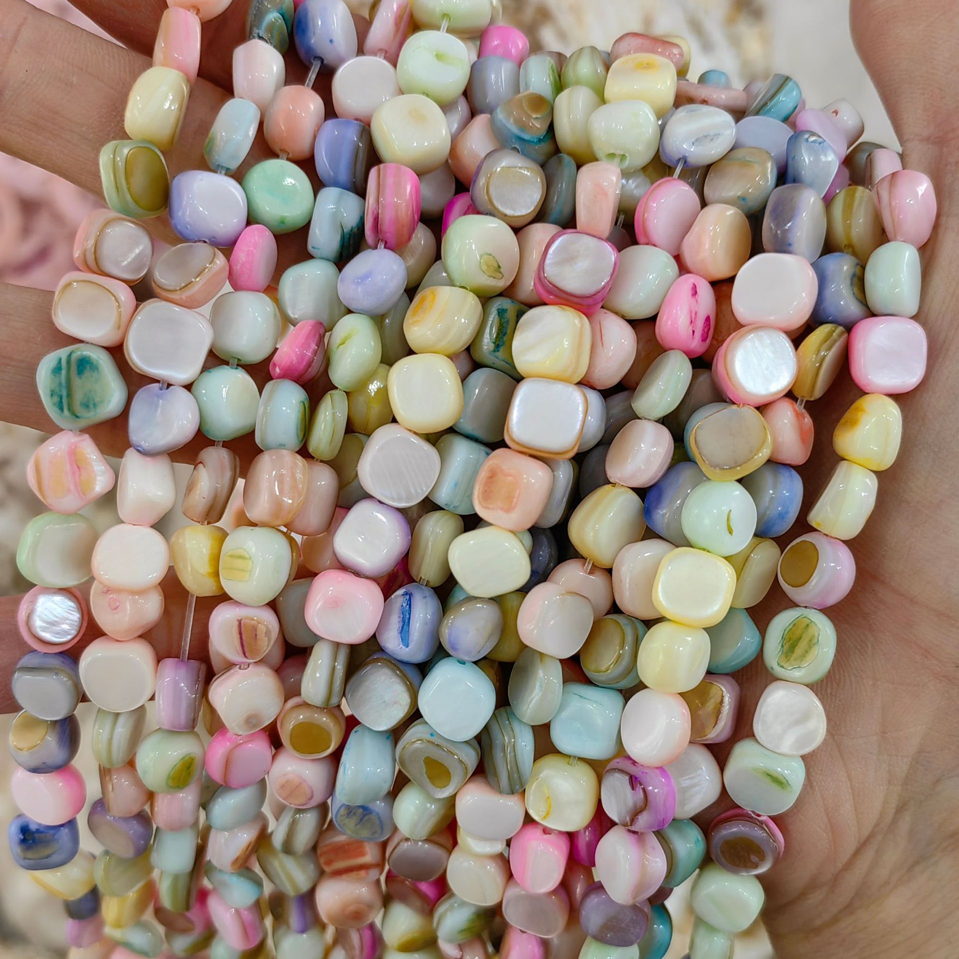 Conchas de cabeza de toro natural 8mm con cuadrados semiacabados perlas dispersas accesorios de joyería diy al por mayor