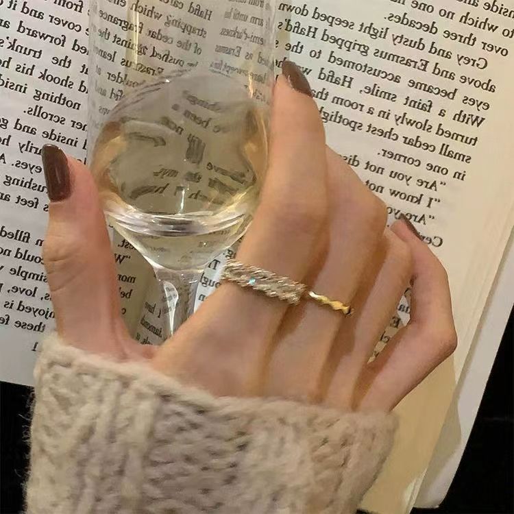 Glitzernder Strassring Für Damen Mit Einzigartigem Design_voghion.com