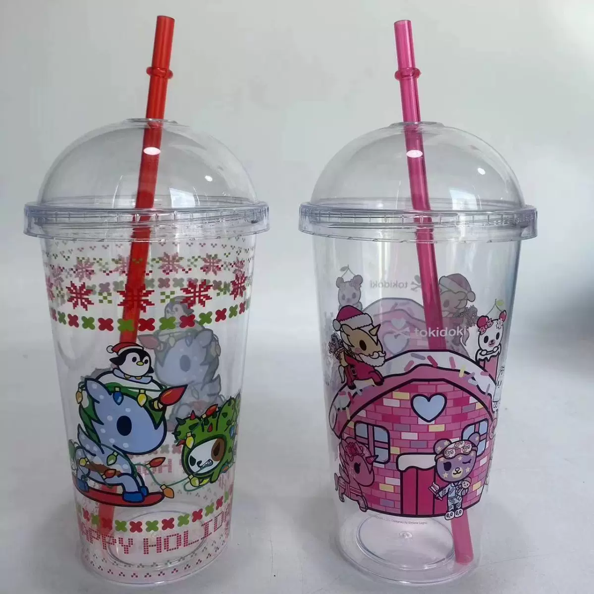 亚马逊跨境直供单层吸管杯新款圆形盖子吸管杯果汁杯600ml单层ps