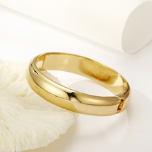 ��ɫ���CŮ���߼��й��溆�s�r�д�����Q�羳bangle�S�����C���l