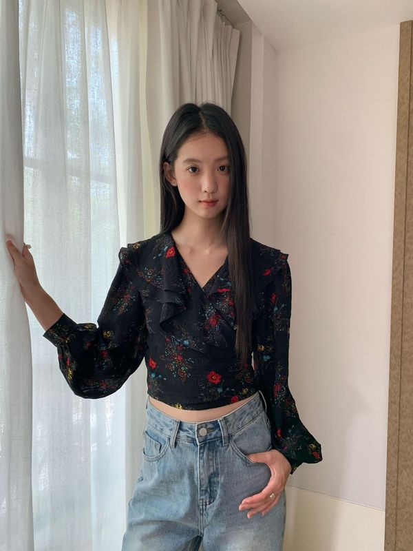 诠释美 NEWOPEN 25秋法式烂漫减龄短款绑带碎花荷叶边衬衣女F6316|undefined