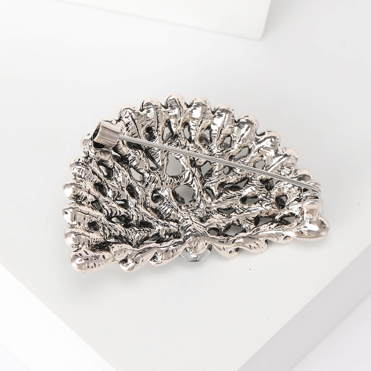 16g Weight Rhinestones Inlay Material Brooches Classification Banquet Occasion Alloy Material Peacock Pattern All Seasons Season Women's Gender Inlay Design Retro Style Retro Pin Peacock Alloy Inlay Rhinestones Women's Brooches 3