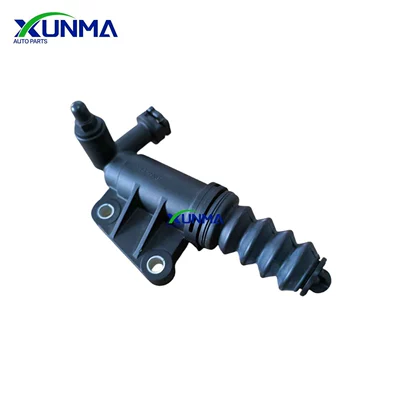 Plastic Clutch Cylinder Brake Cylinder Suitable for Suzuki Swift 23820-68L00 Auto Parts (Clutch master cylinder)