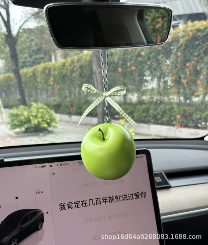 Apple 車のペンダント車のインテリアアクセサリークリエイティブな個性かわいい装飾車のセンターコンソールフルーツドアペンダント|undefined