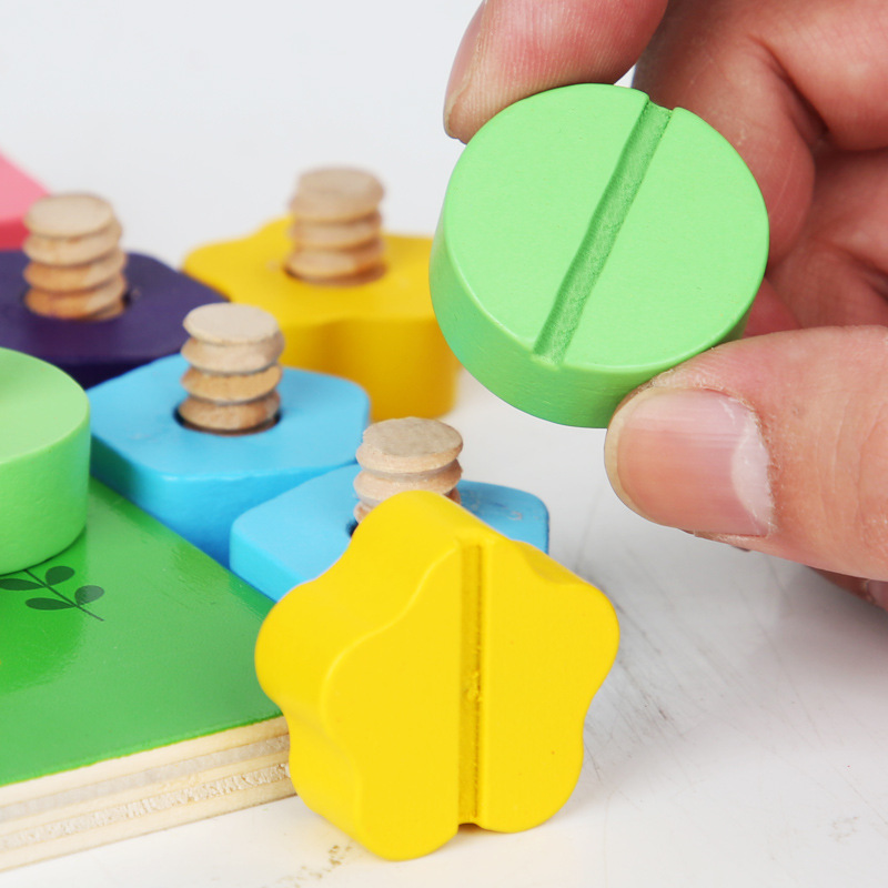 Jardín de infantes para niños Montserrat Educación temprana mariquita nuez ensamblaje juego de ensamblaje para niños Educación temprana puzzle tornillo juguete combinado