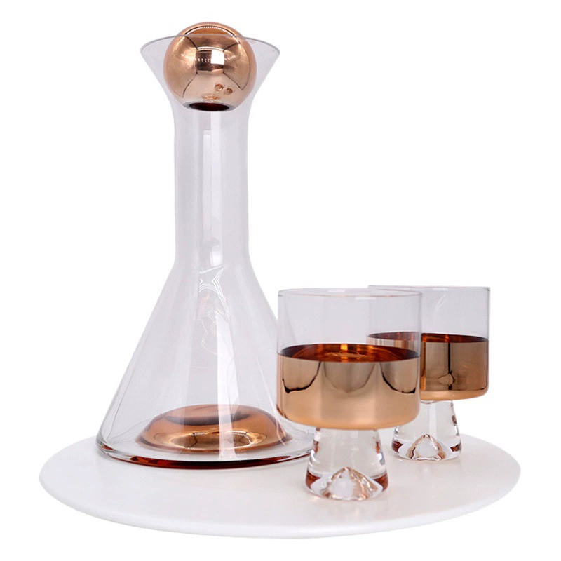 Простой прохладный чайник набор бытовой янтарный стакан с холодной водой большой емкости фруктовый сок холодный напиток стеклянный чайник литр воды холодный чайник