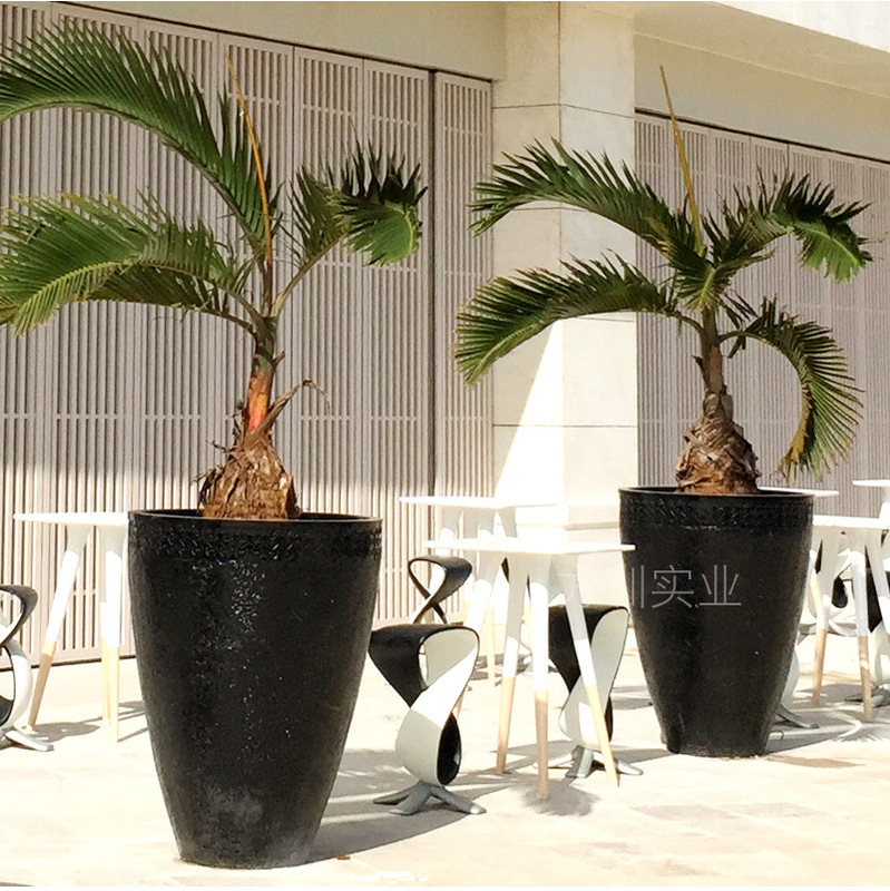 Binjiang Square Villa Scenic Area High-end Fashion Black Landscape Flower Pot Outdoor Greening Decoration Beautiful Chen Flower Pot Flower Pot