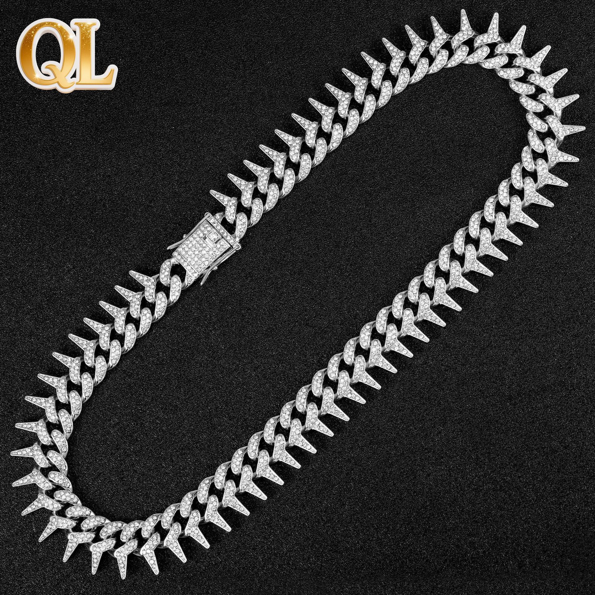Men's Thorn Blade Pendant Necklace With Full Diamond Inlay_voghion.com