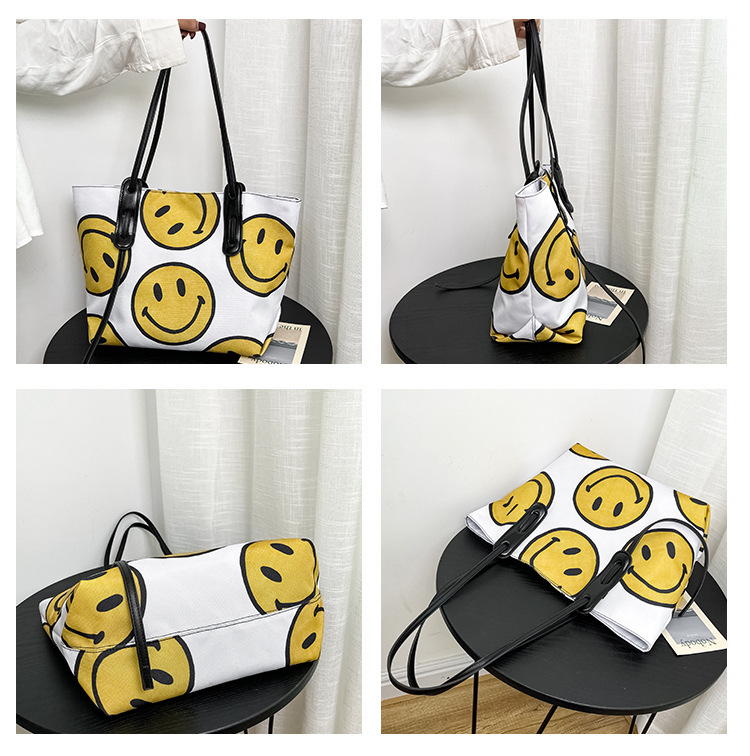 Korean Dongdaemun New Cute Fashion Smiley Canvas Women's Bag Printed Canvas Portable Shoulder Bag Large Tote Bag display picture 15