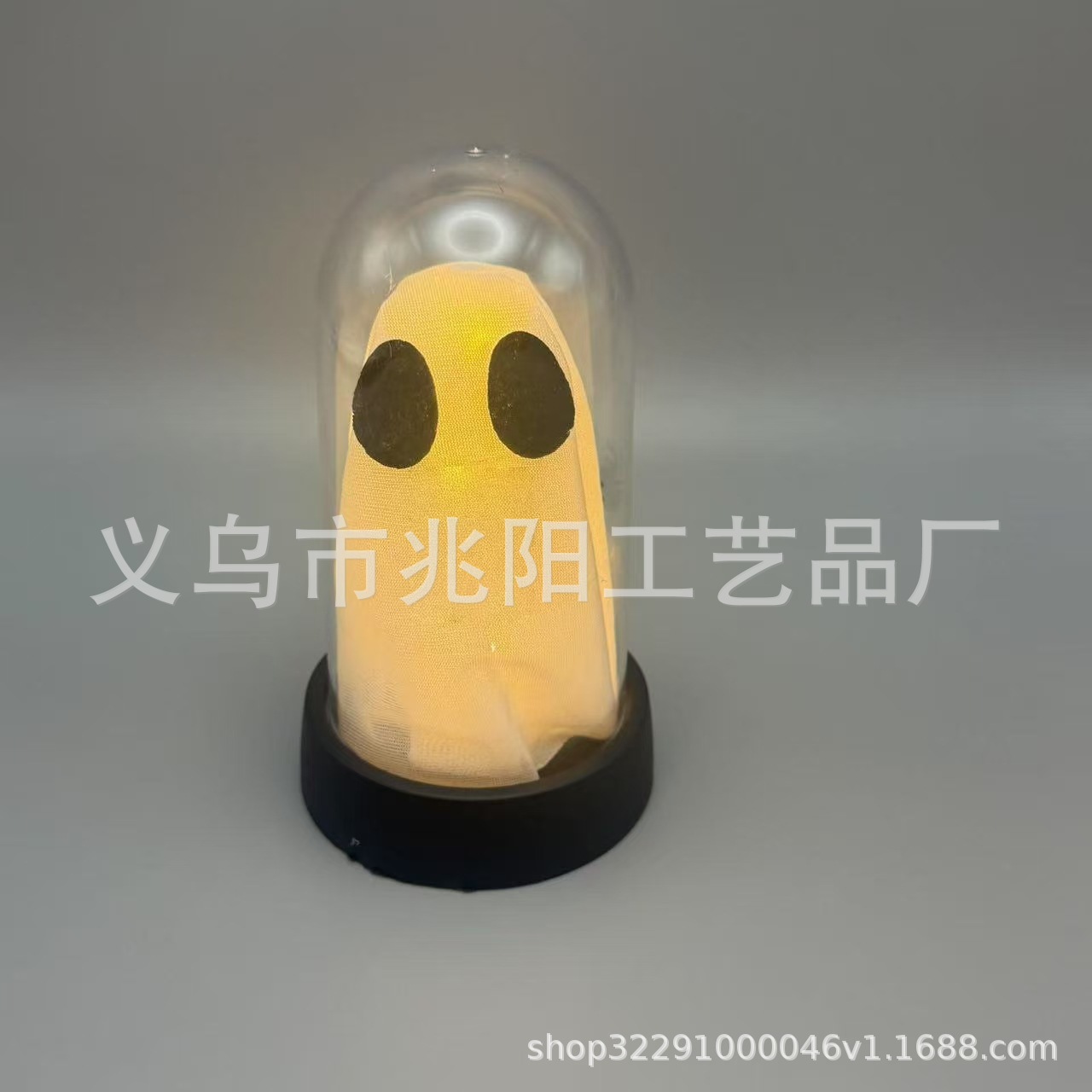 Decoración de la habitación de Halloween iluminado lindo fantasma en el reloj de cristal iluminado estatua LED luz de noche decoración