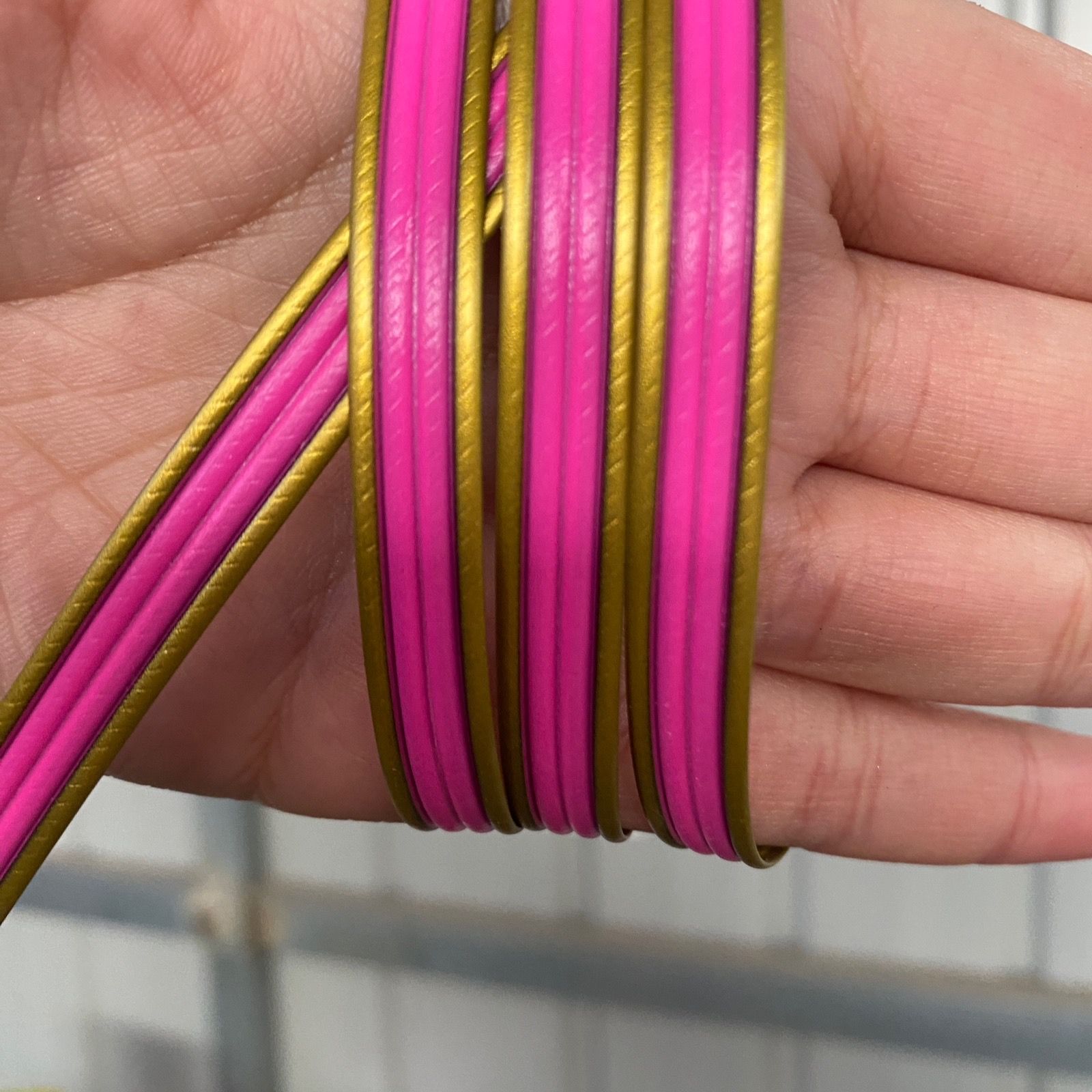 금가루 네 가닥