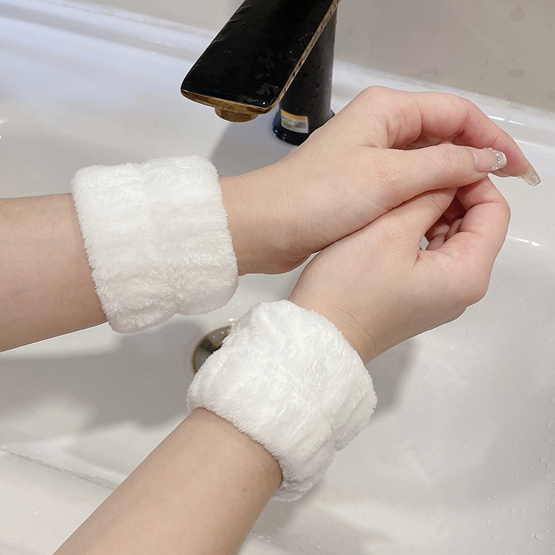 Mangas Arteque absorbente de agua a prueba de humedad Lavado facial femenino Pulsera Lavado Manga a prueba de salpicaduras Ejercicio Pulsera de limpieza de sudor Lazo para el cabello de felpa