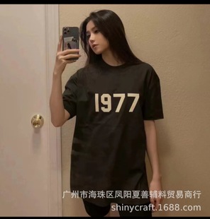 ��Ʒ�|���ֲ�q�C�� ���� ��Ůͬ��C�� ����Ӣ��1977ABCA