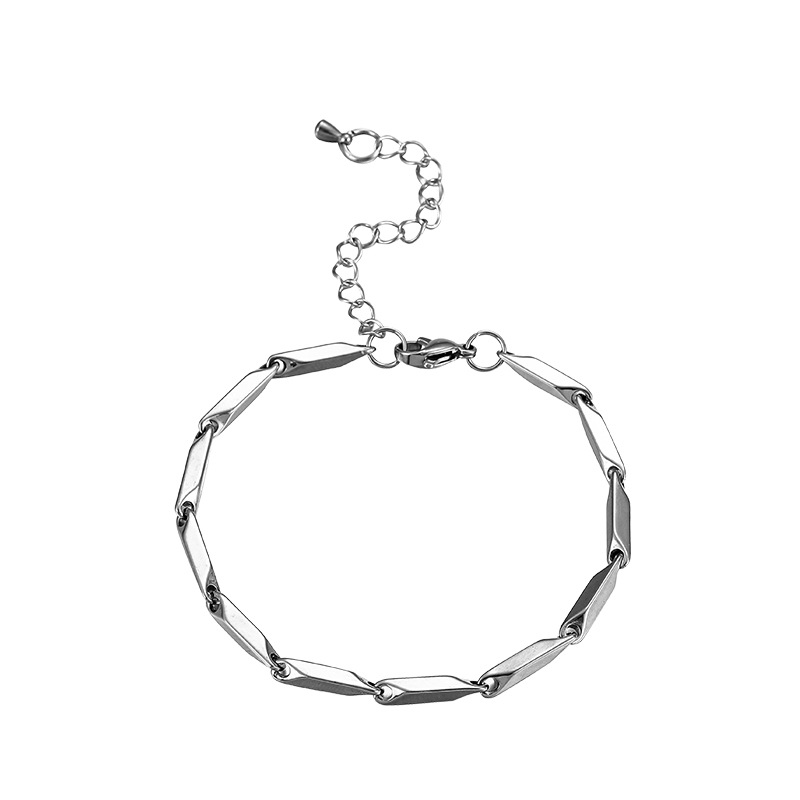 Nicho sentido de diseño de plata esterlina actividad cool guapo aretes de aretes variados para mujeres lujo ligero de alto nivel sensación de cara cuadrada pernos de aretes