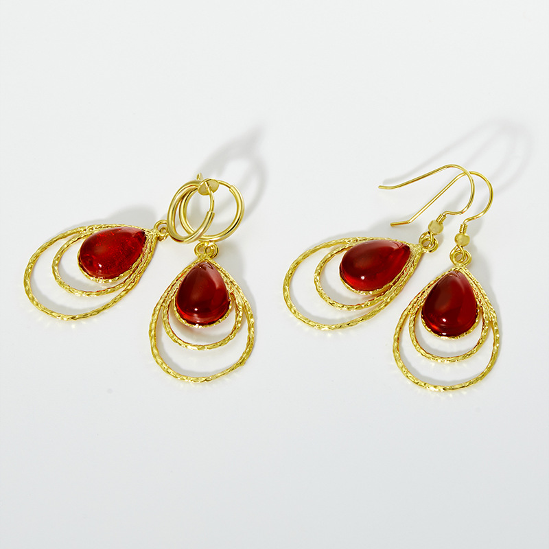 Retro elegant classic earrings drop-shaped