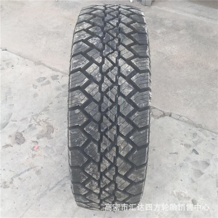 现货供应265/75R16越野花纹半钢轻卡真空钢丝轮胎 勇士轮胎 批发