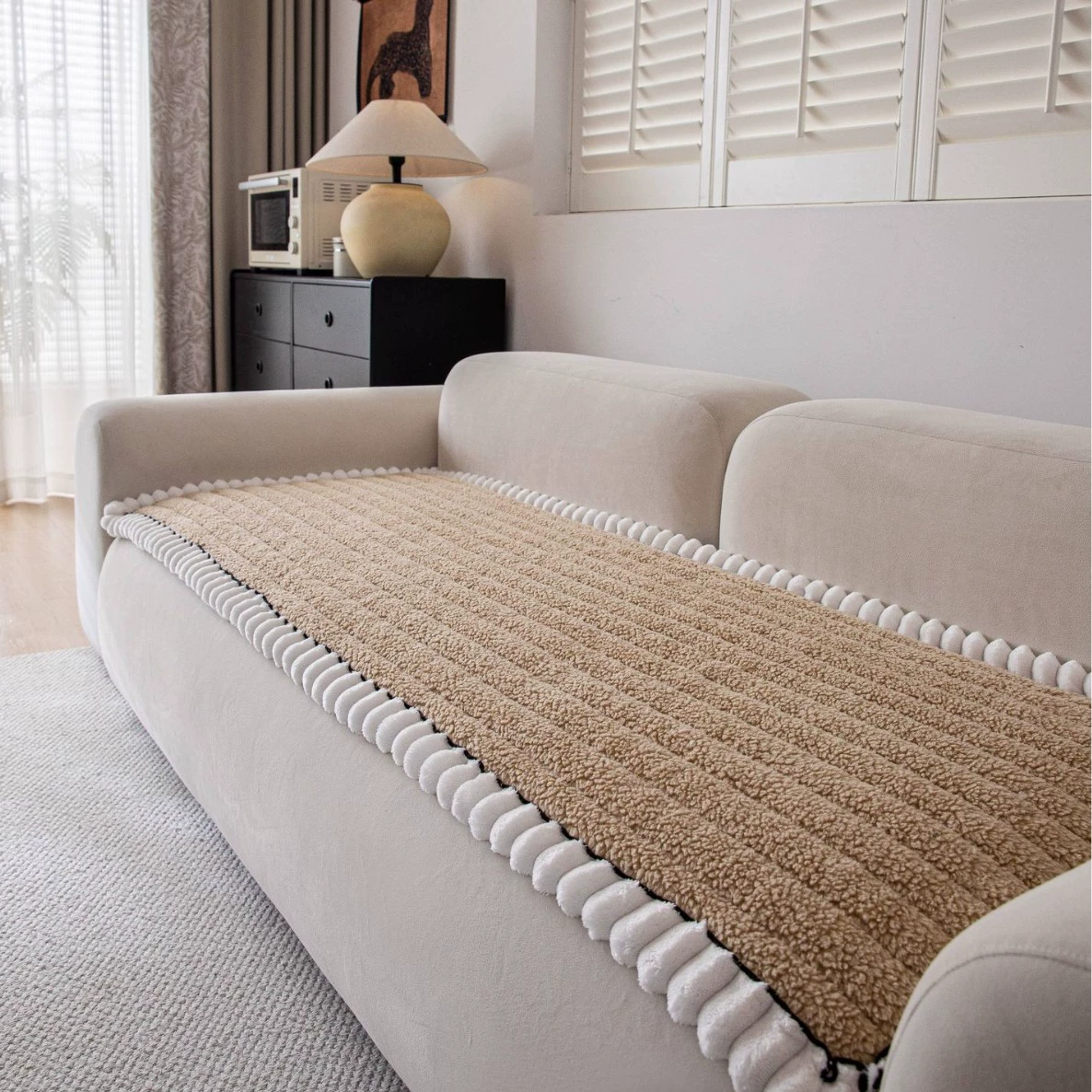 Winter sofa, plush modern non-slip pillow