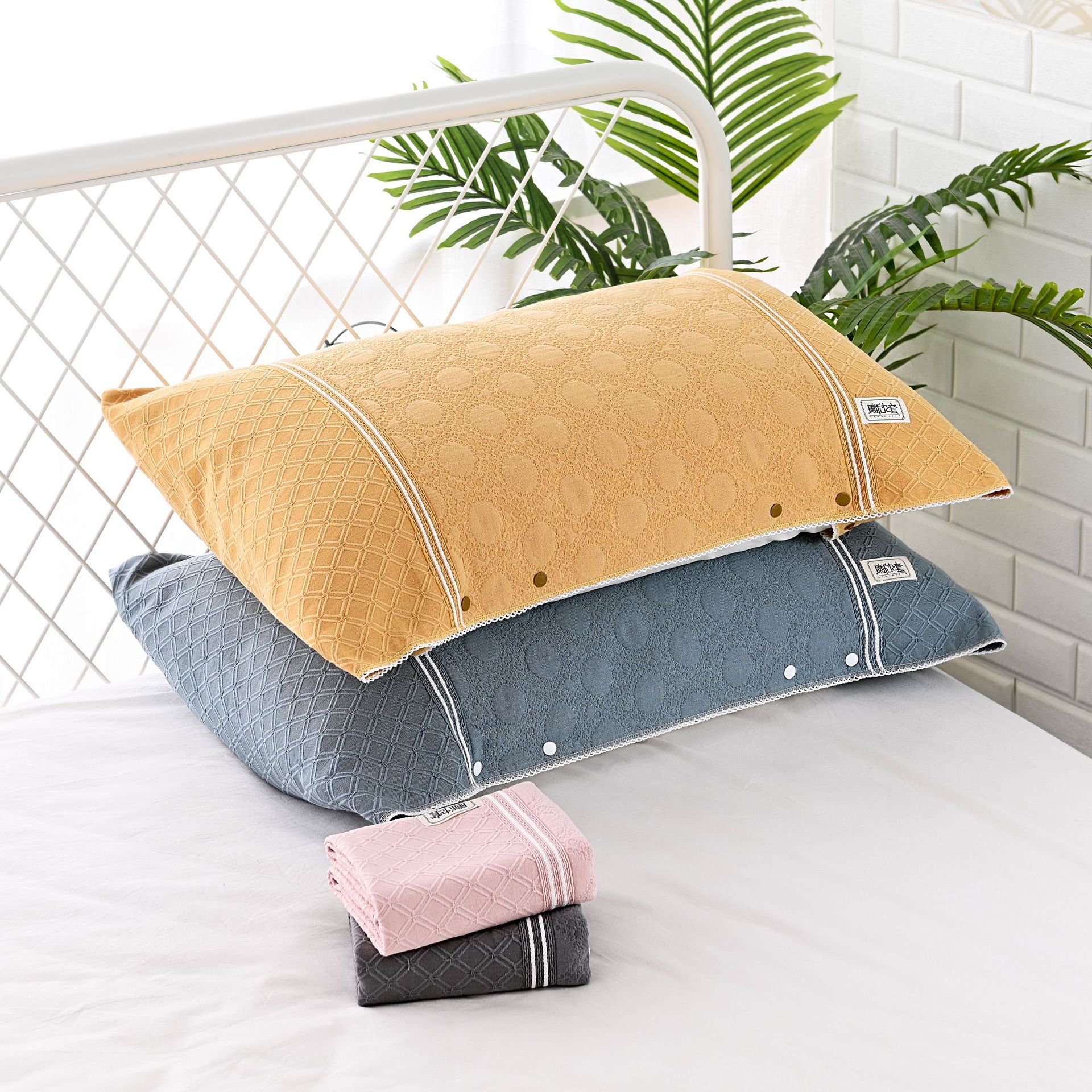 Thick European-style pillowcase Nordic modern minimalist pillowcase anti-slip hotel embroidered pillowcase soft gauze fabric
