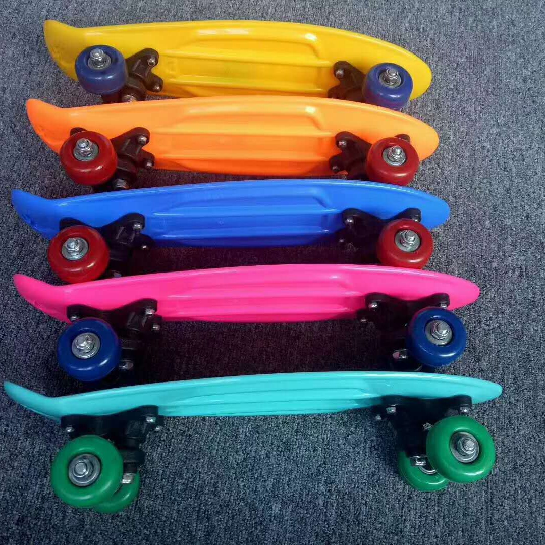 Little Fish Board Children's Plastic Fish Board 17inch Single Kickboard Trendy Skateboard 4-Wheel Skateboard