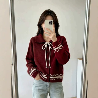 新款圣诞复古酒红翻领系带针织开衫女小个子短款提花软糯毛衣外套