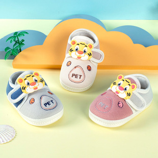 Spot wholesale 2023 Autumn New Baby toddler shoes soft bottom non-slip 0-1 year old baby shoes a generation of hair