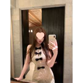 Hotdog 热狗很辣古堡恋人交叉露背无袖连衣裙女高级感裙子
