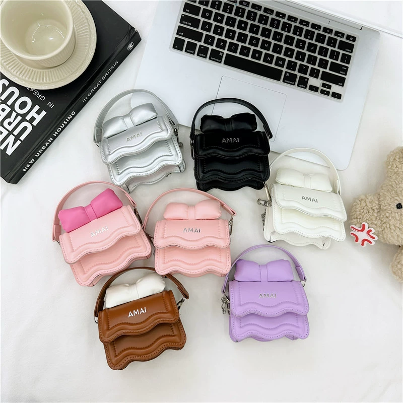 Children's small handheld small bag with bow, fashionable chain