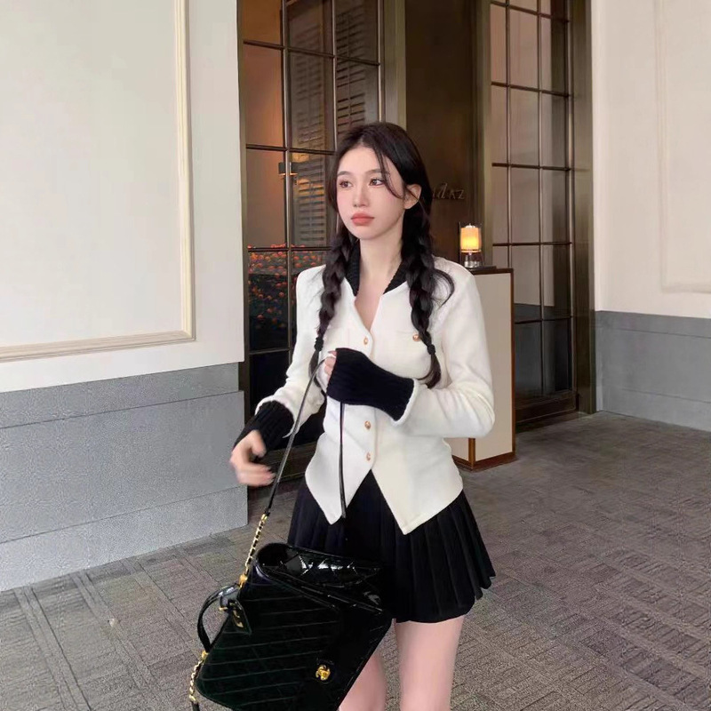 茶里茶气韩剧女主气质名媛奶白色小香风上衣百褶裙两件套装女春季|undefined