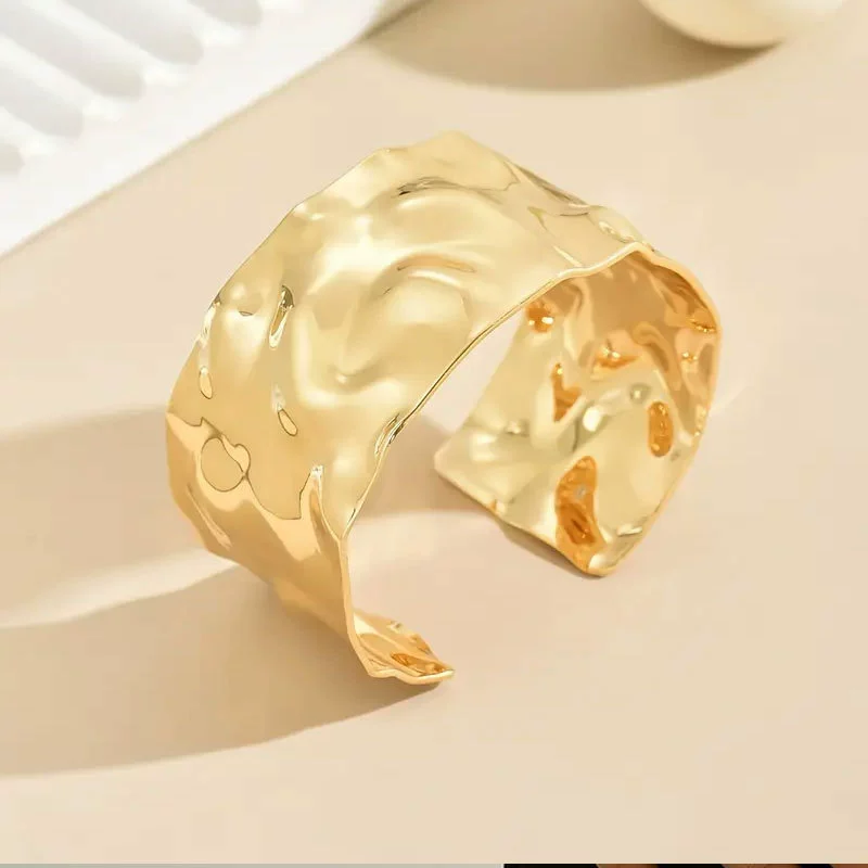 E084 трансграничный хит продаж, европейский и американский преувеличенный металлический глянцевый браслет, панк-рок, железный браслет для ночного клуба, набор для женщин