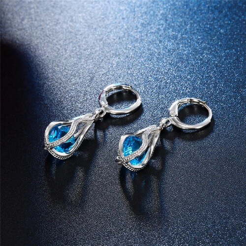 European and American jewelry is AliExpress online fashion zircon crystal pendant earrings two-piece set cross-border jewelry