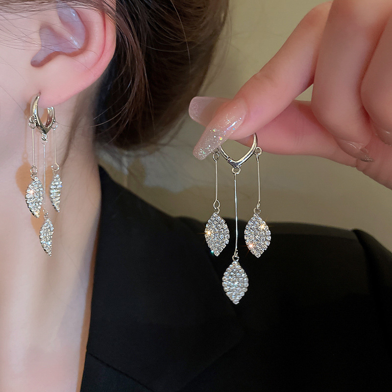 38g Weight Artificial Pearls, Zircon Inlay Material Drop Earrings Classification 1 Pair Quantity Daily Occasion Copper Material Heart Shape, Flower, Bow Knot Pattern Women'S Gender Plating Design Fashion Style 1 Pair Fashion Heart Shape Flower Bow Knot Copper Plating Artificial Pearls Zircon Drop Earrings 34