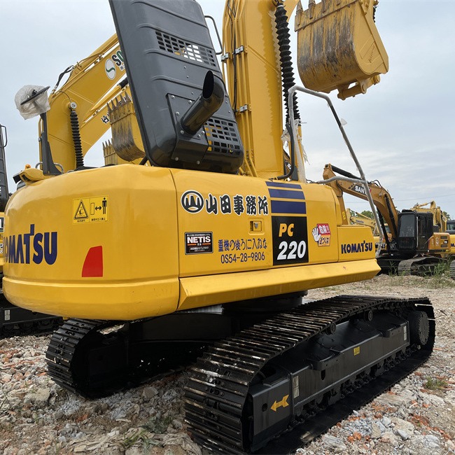 Kirguistán exporta excavadora Komatsu PC220 - 8 de segunda mano, garantía de calidad suficiente en stock