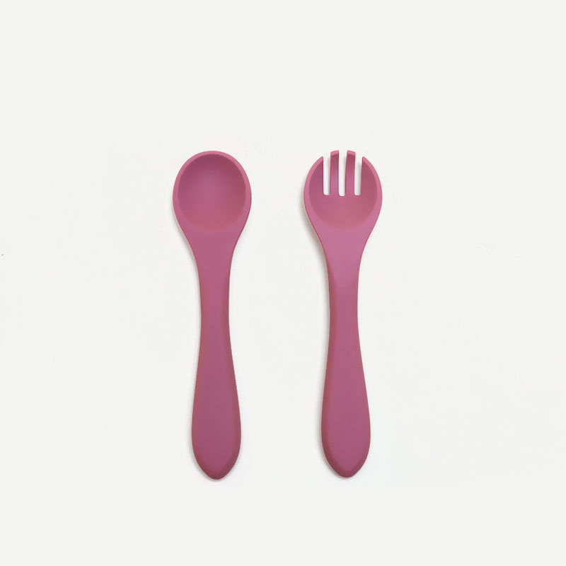 Comida para bebés vajilla traje de aprendizaje suplemento alimenticio de cinco piezas de silicona de grado alimenticio seguridad garantizada niños lechón diseño