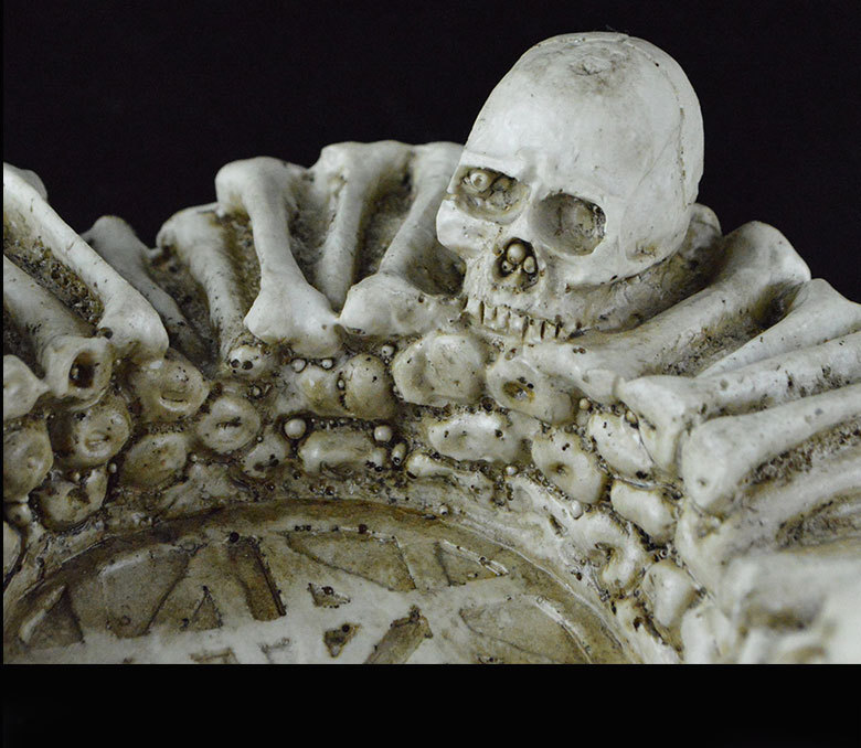 Creative personality skull ashtray resin decoration home boyfriend gift gift exhibition ashtray