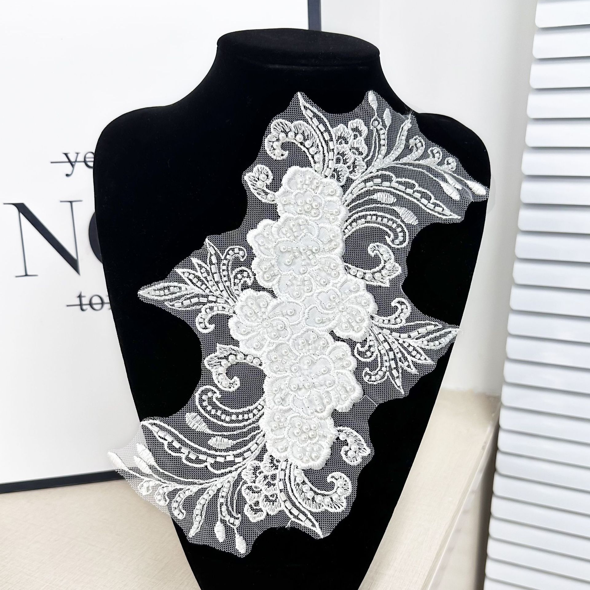 Mesh blanco clavos de tela de perlas bordado de color sólido encaje pegatinas de flores ropa vestido camisa tocado de pelo decoración image 8
