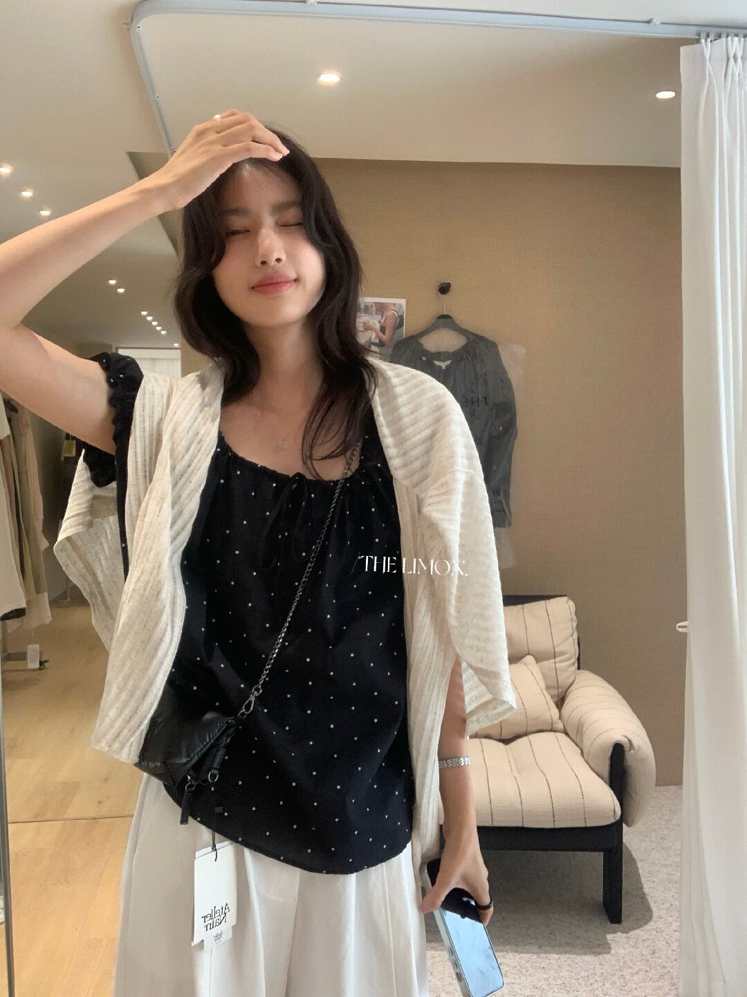 Áo sơ mi nữ tay bồng chấm bi phong cách Nhật, cổ dây rút, dáng suông trẻ trung — màu đen, màu trắng, xanh lá cây chi tiết 14